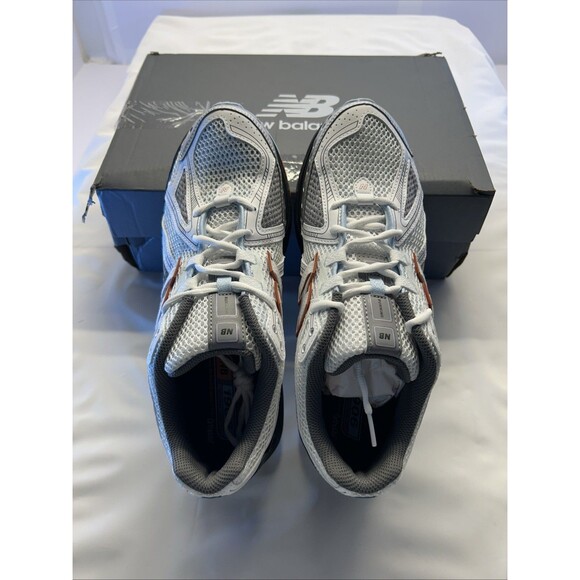 NEW BALANCE 1906R Classic Shoe Unisex Size M9.5 W11 Licorice White Blue Gray New - Picture 2 of 9